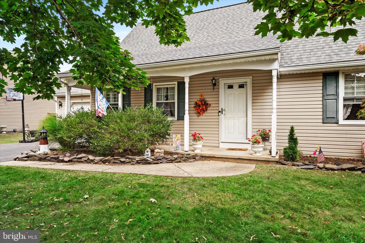 Central NJ/Bucks County, PA Real Estate | View 8 Misty Morn La | Listing