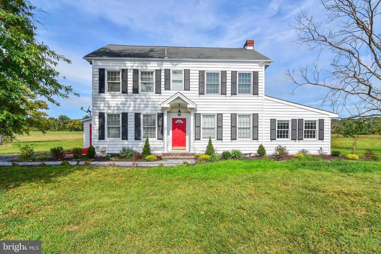 Central NJ/Bucks County, PA Real Estate | View 333 Carter Rd | 4 Beds, 2 Baths