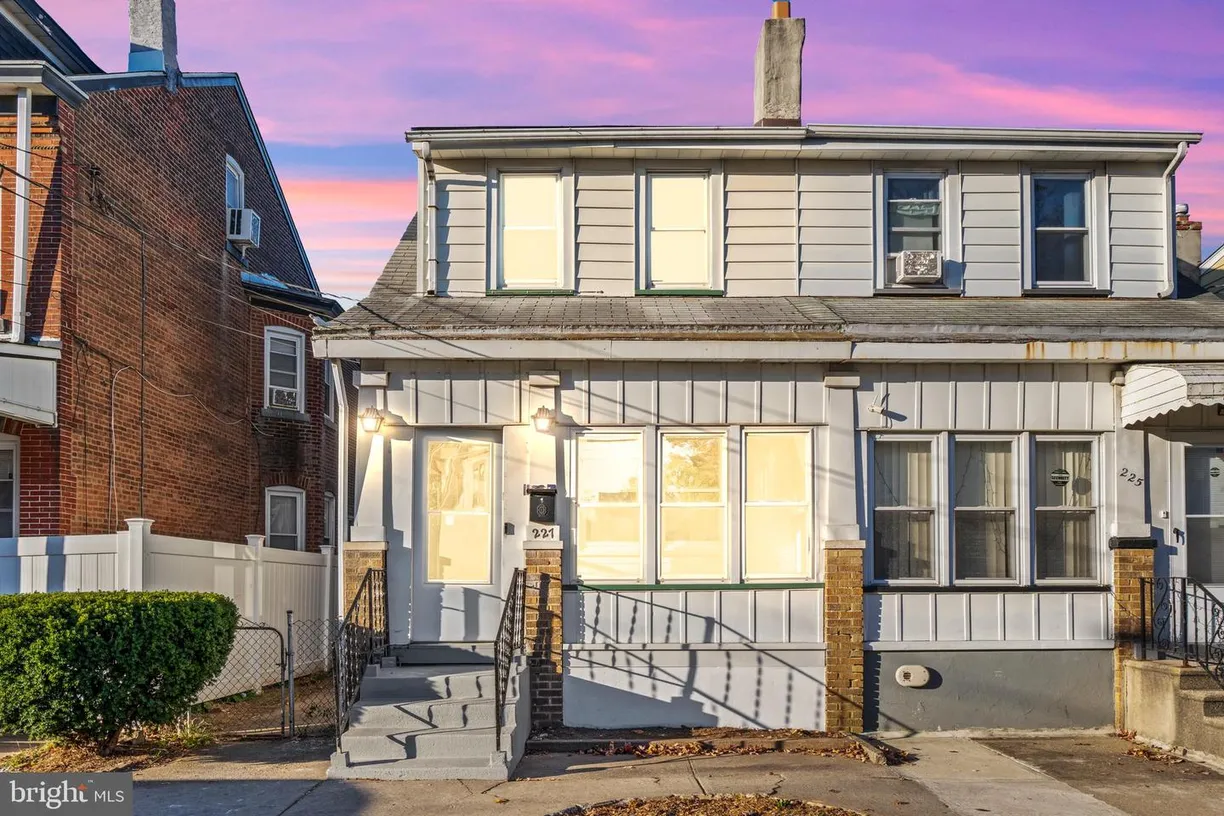 Central NJ/Bucks County, PA Real Estate | View 227 Columbus Ave | 3 Beds, 1 Bath