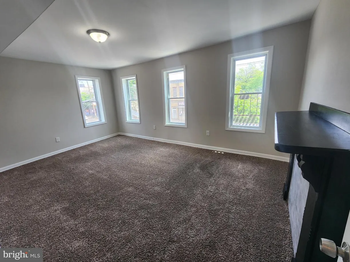 Central NJ/Bucks County, PA Real Estate | View 1148 --1150 E State St, 2a | Listing