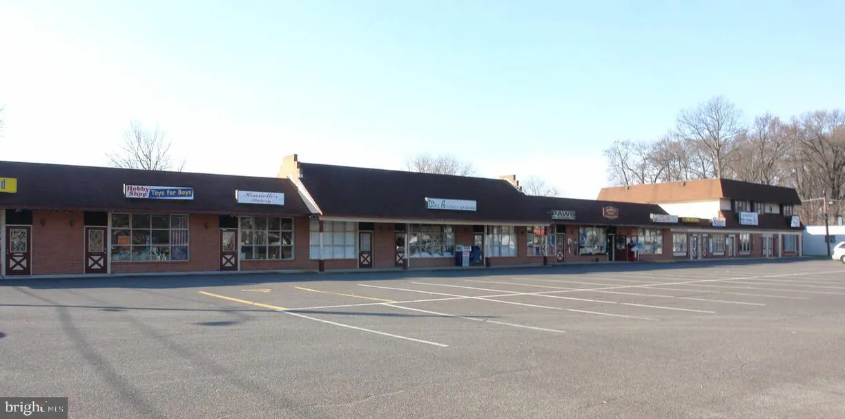 Central NJ/Bucks County, PA Real Estate | View 1905 Route 33, 12