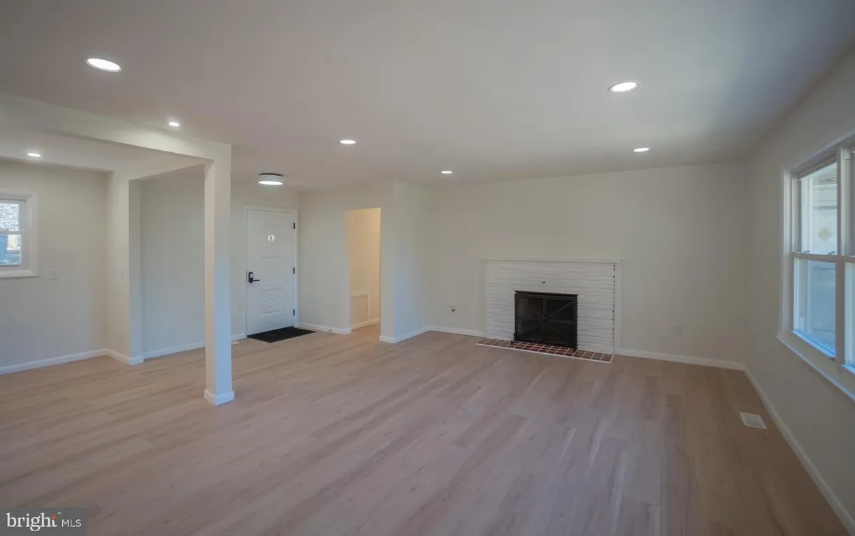 Central NJ/Bucks County, PA Real Estate | View 5 Edwards Pl | Listing