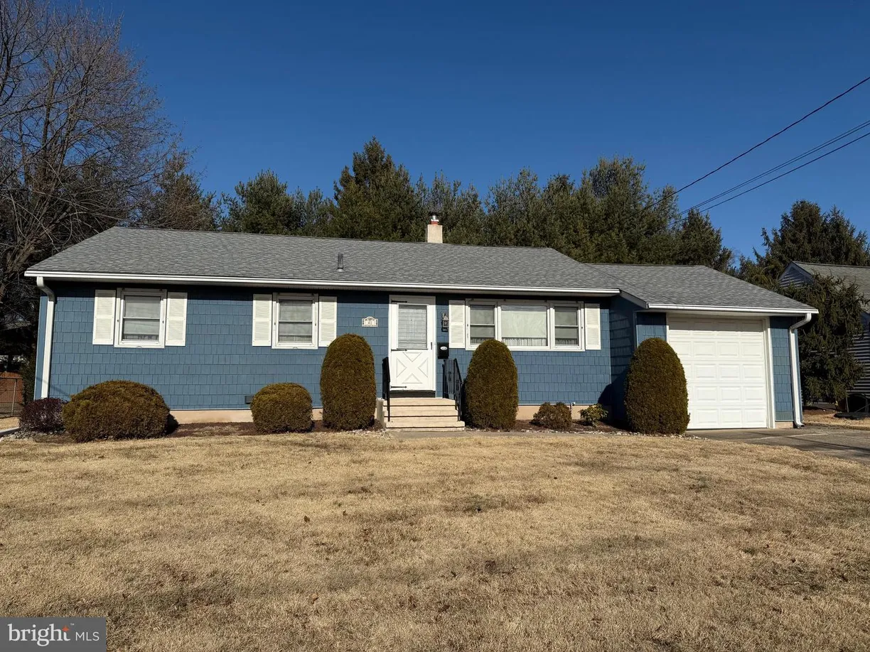 Central NJ/Bucks County, PA Real Estate | View 41 Goeke Dr | 3 Beds, 1 Bath