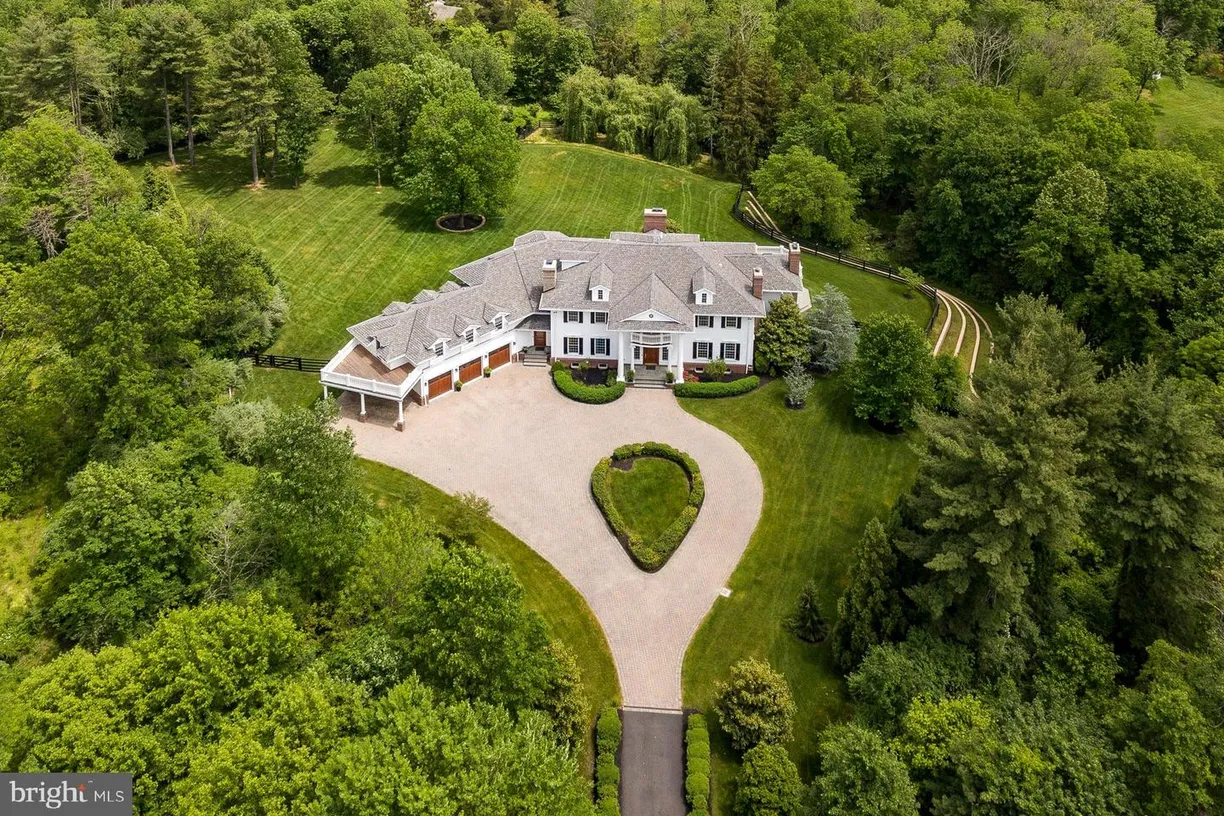 Central NJ/Bucks County, PA Real Estate | View 272 Carter Rd | Listing