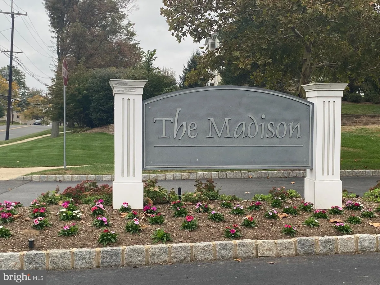 Central NJ/Bucks County, PA Real Estate | View 326 Masterson Ct | Listing