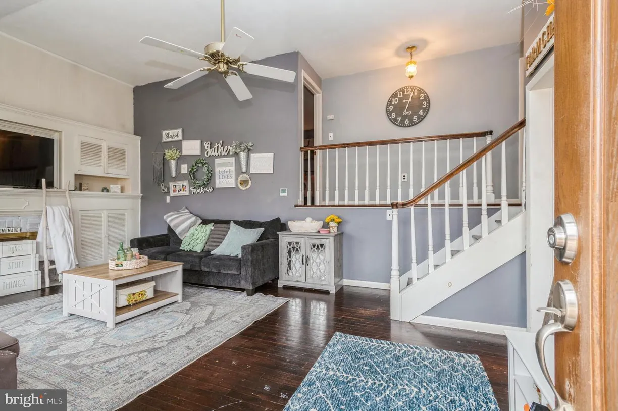 Central NJ/Bucks County, PA Real Estate | View 54 Mae Dr | Listing