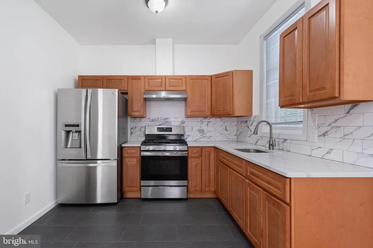 Central NJ/Bucks County, PA Real Estate | View 815 Berkeley Ave | Listing