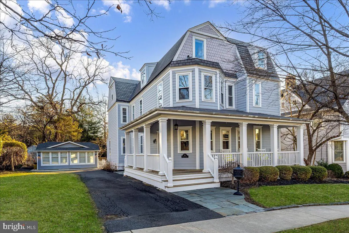 Central NJ/Bucks County, PA Real Estate | View 20 Murray Pl | 4 Beds, 2 Baths