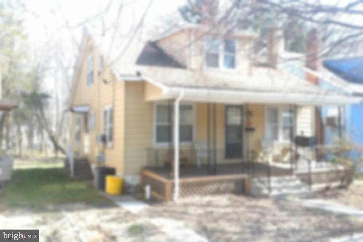 Central NJ/Bucks County, PA Real Estate | View 54 Maple Ave | 3 Beds