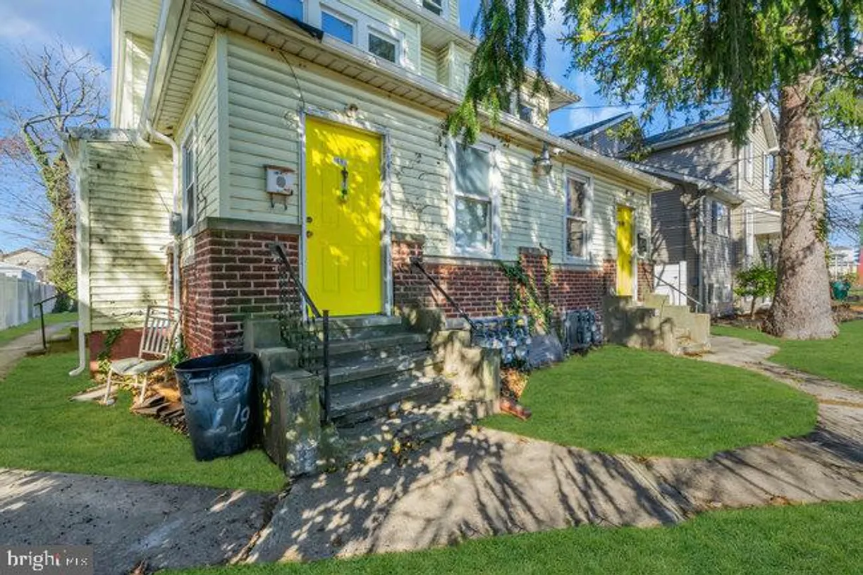 Central NJ/Bucks County, PA Real Estate | View 1657 --59 Pennington Rd