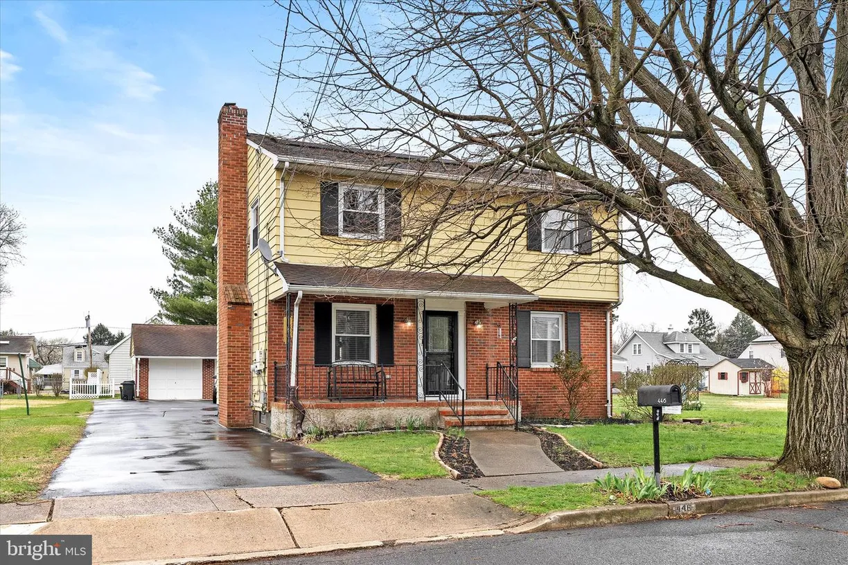 Central NJ/Bucks County, PA Real Estate | View 446 Trinity Ave | 4 Beds, 2 Baths