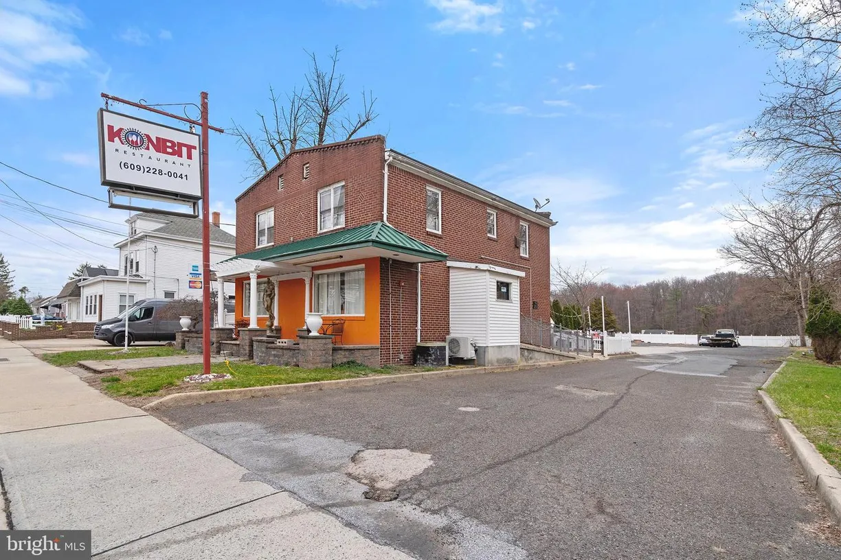 Central NJ/Bucks County, PA Real Estate | View 572 Klockner Rd | Listing