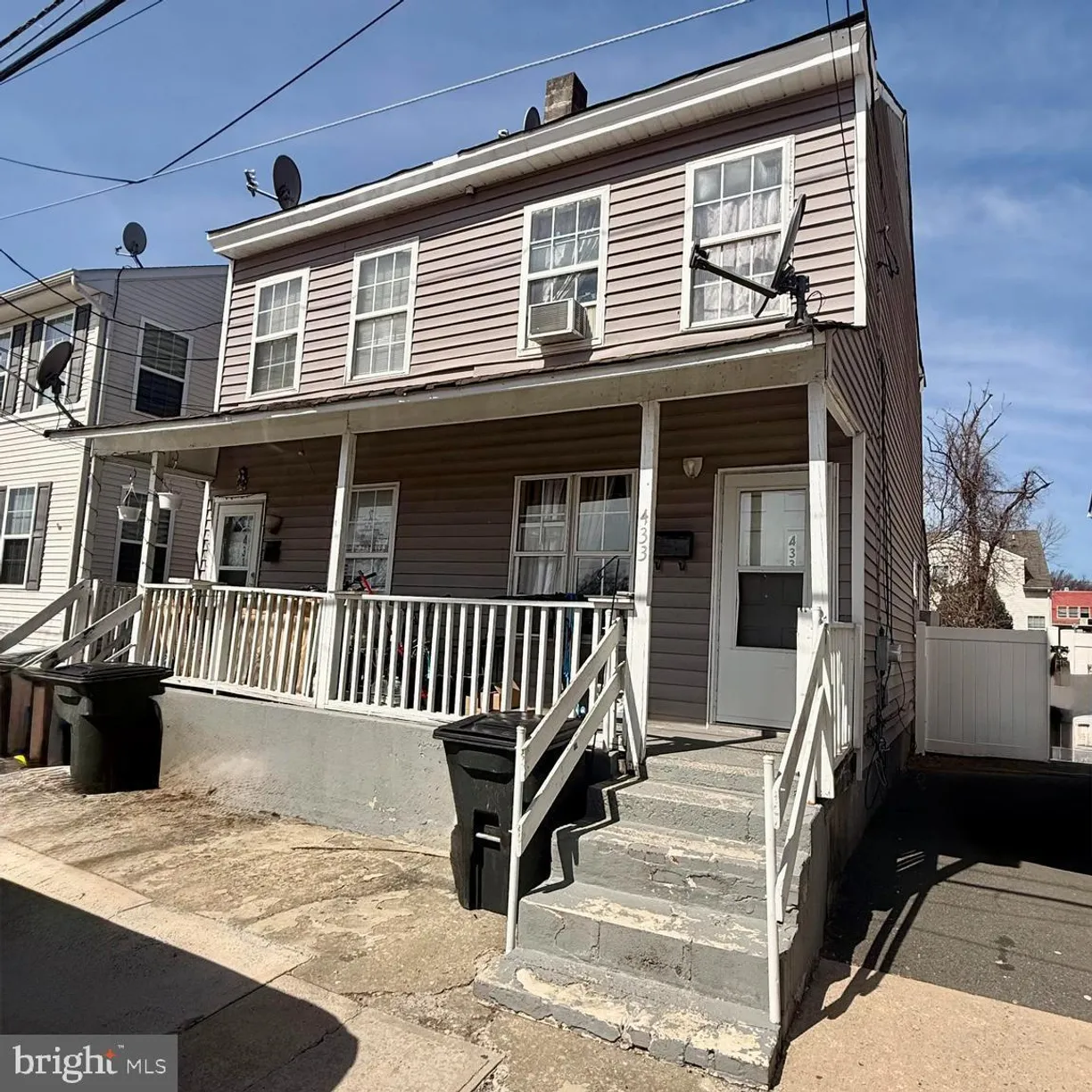Central NJ/Bucks County, PA Real Estate | View 433 Breunig Ave | 2 Beds, 1 Bath