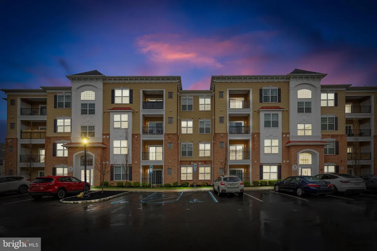 Central NJ/Bucks County, PA Real Estate | View 945 Halifax Pl | 2 Beds