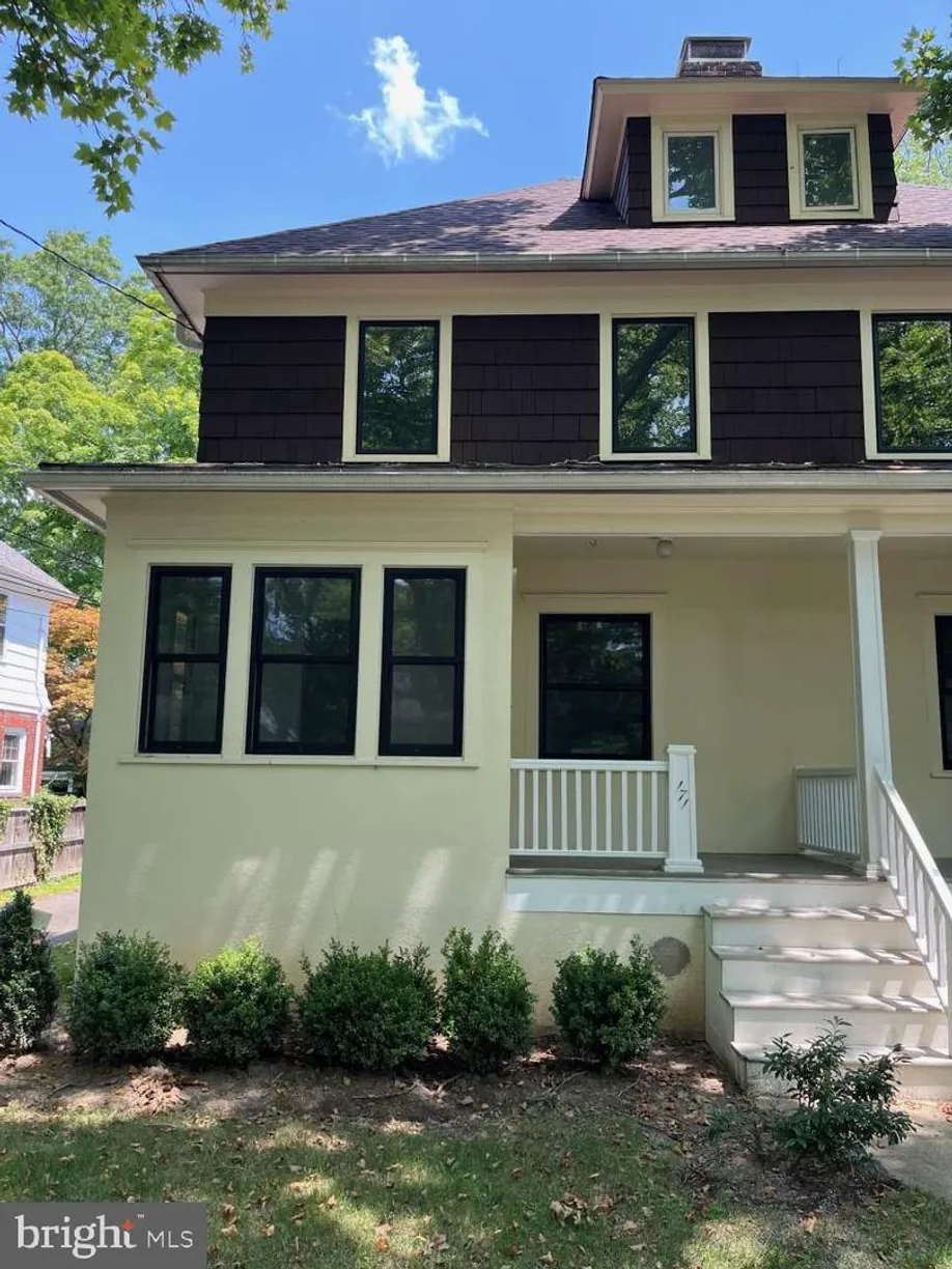 Central NJ/Bucks County, PA Real Estate | View 171 Jefferson Rd | 4 Beds, 2 Baths