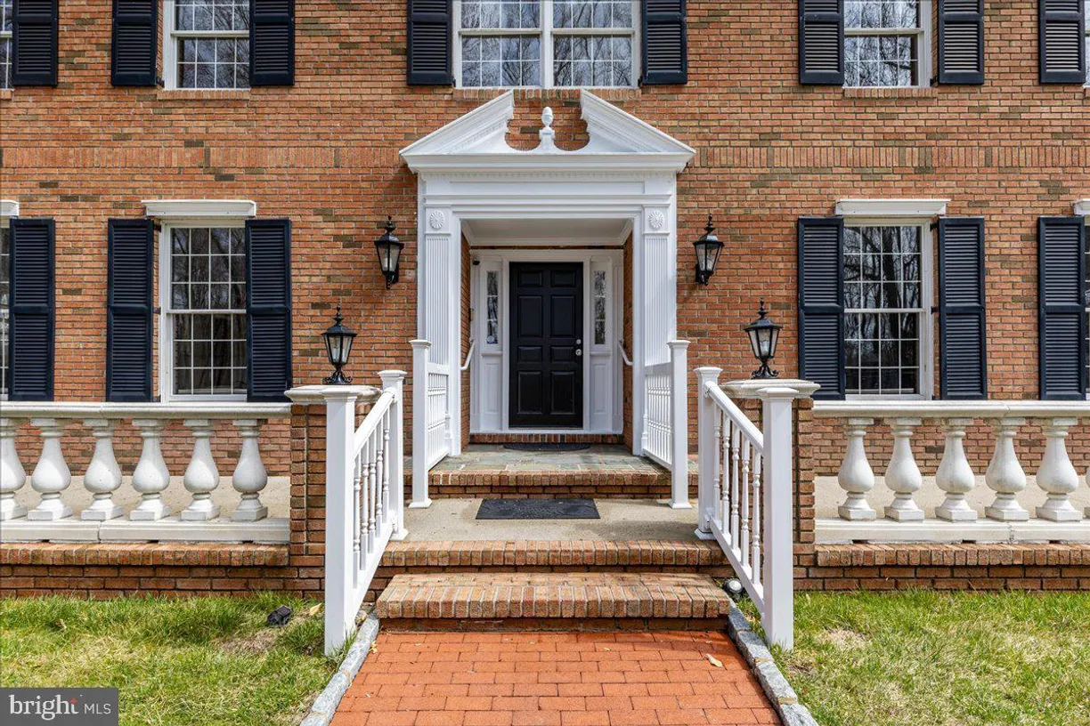 Central NJ/Bucks County, PA Real Estate | View 933 Great Rd | Listing