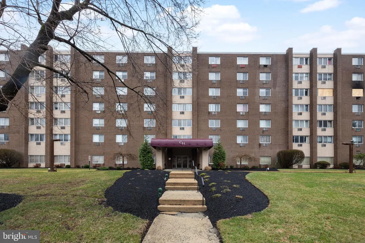 Central NJ/Bucks County, PA Real Estate | View 860 Lower Ferry Rd, 6f | 2 Beds, 1 Bath