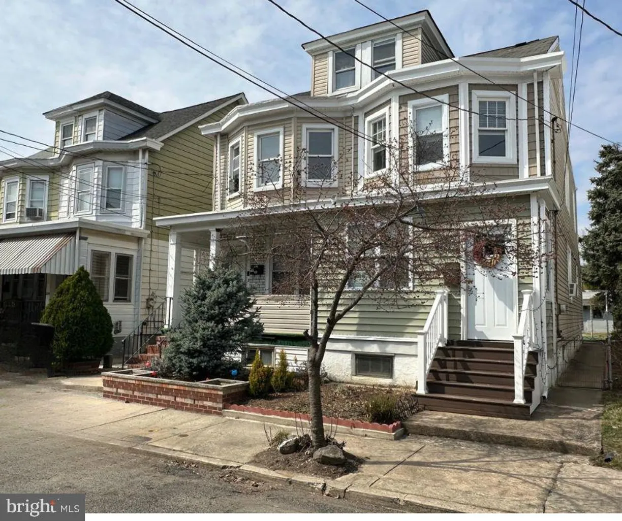 Central NJ/Bucks County, PA Real Estate | View 324 Ellis Ave | 4 Beds, 2 Baths
