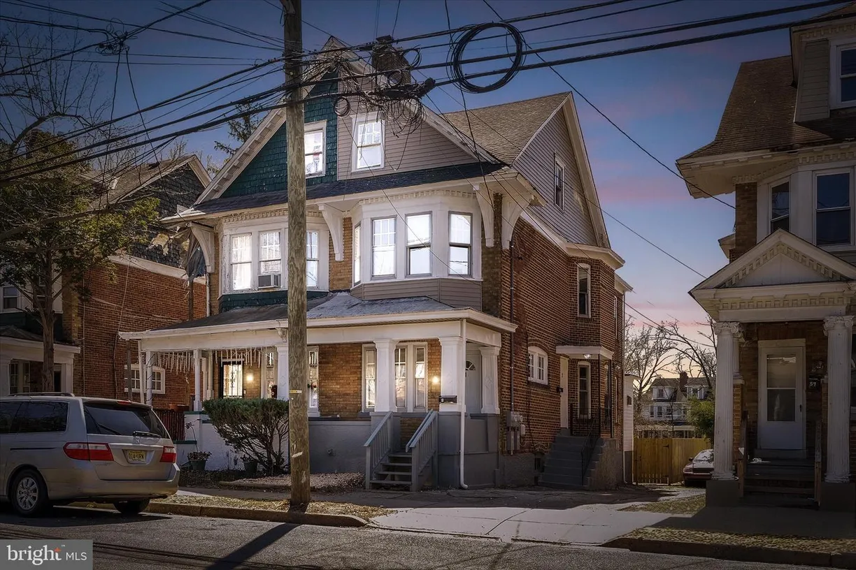 Central NJ/Bucks County, PA Real Estate | View 57 Sanhican Dr | 4 Beds, 2 Baths