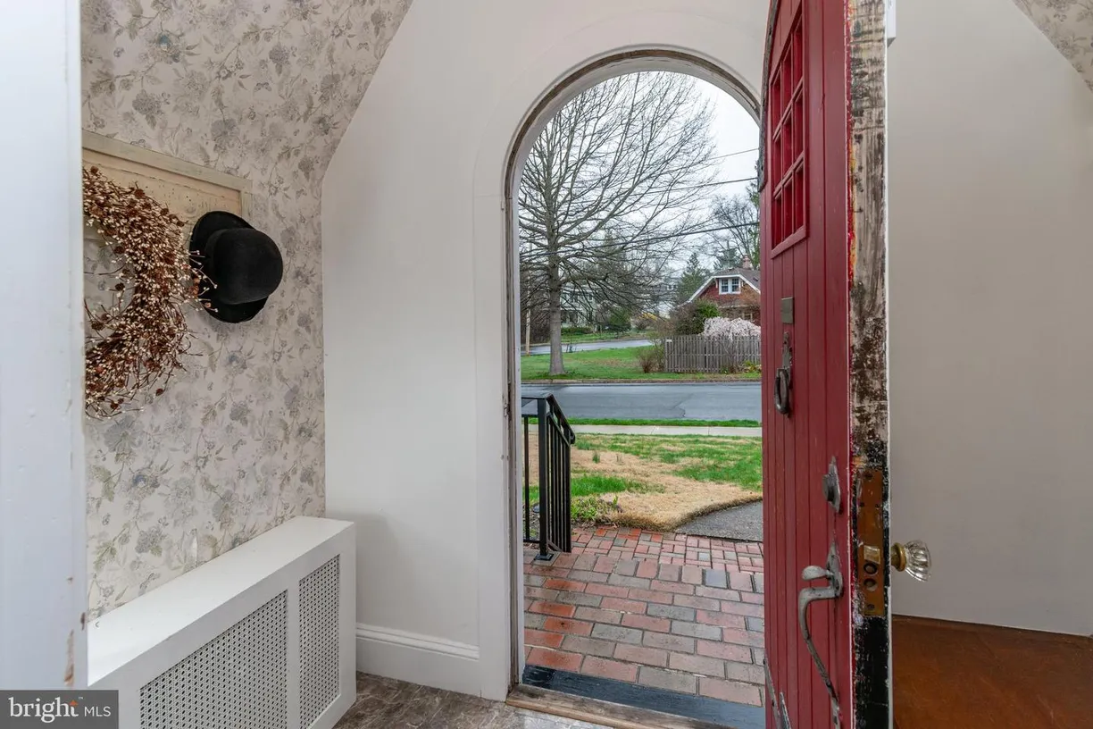 Central NJ/Bucks County, PA Real Estate | View 5 N Lanning Ave | Listing
