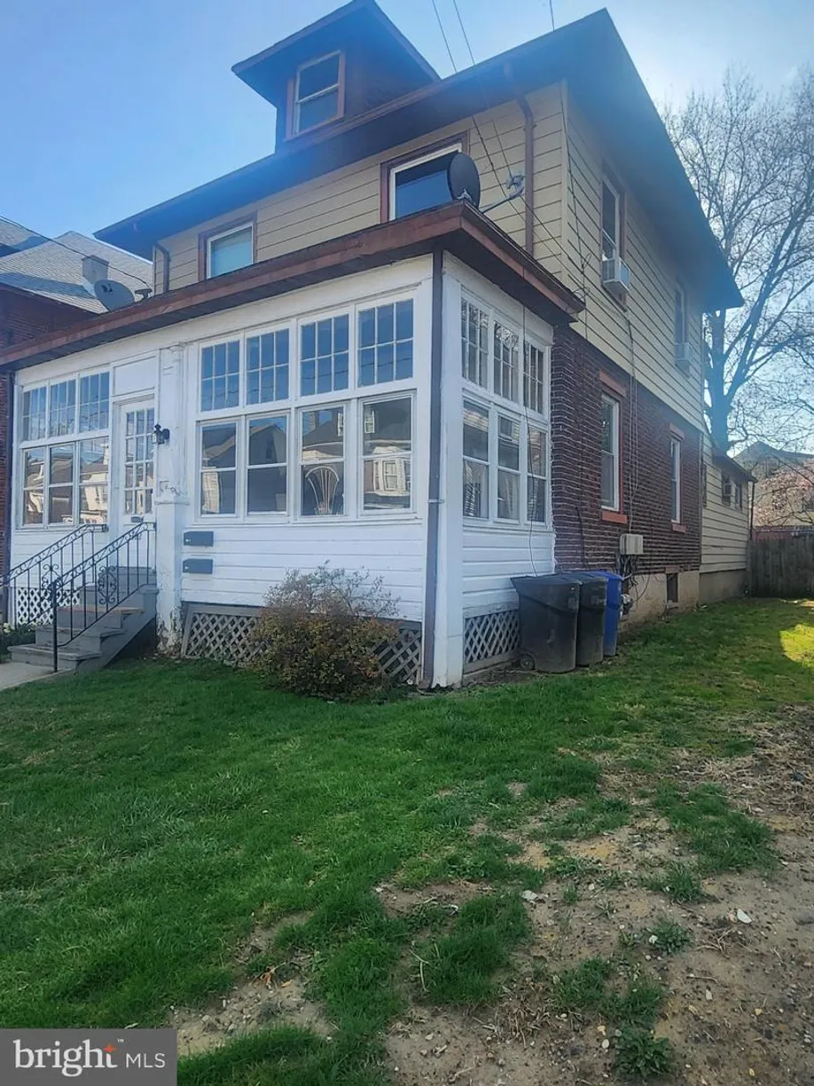 Central NJ/Bucks County, PA Real Estate | View 322 Berwyn Ave | Listing