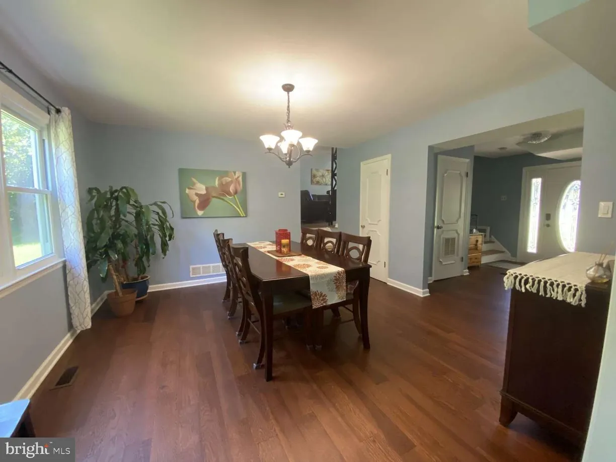 Central NJ/Bucks County, PA Real Estate | View 3 Manor Ridge Dr | Listing
