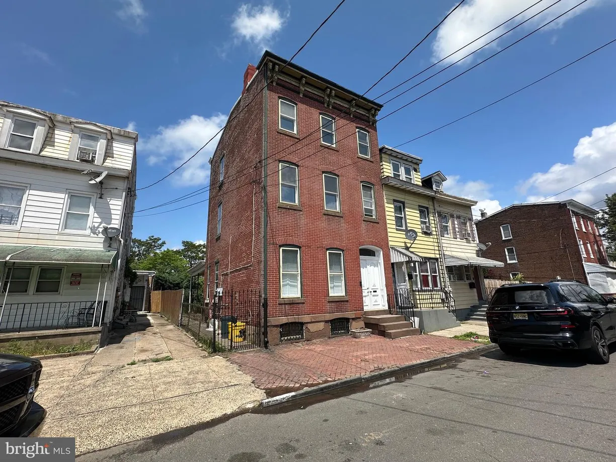 Central NJ/Bucks County, PA Real Estate | View 52 Bayard St, 1 | Listing