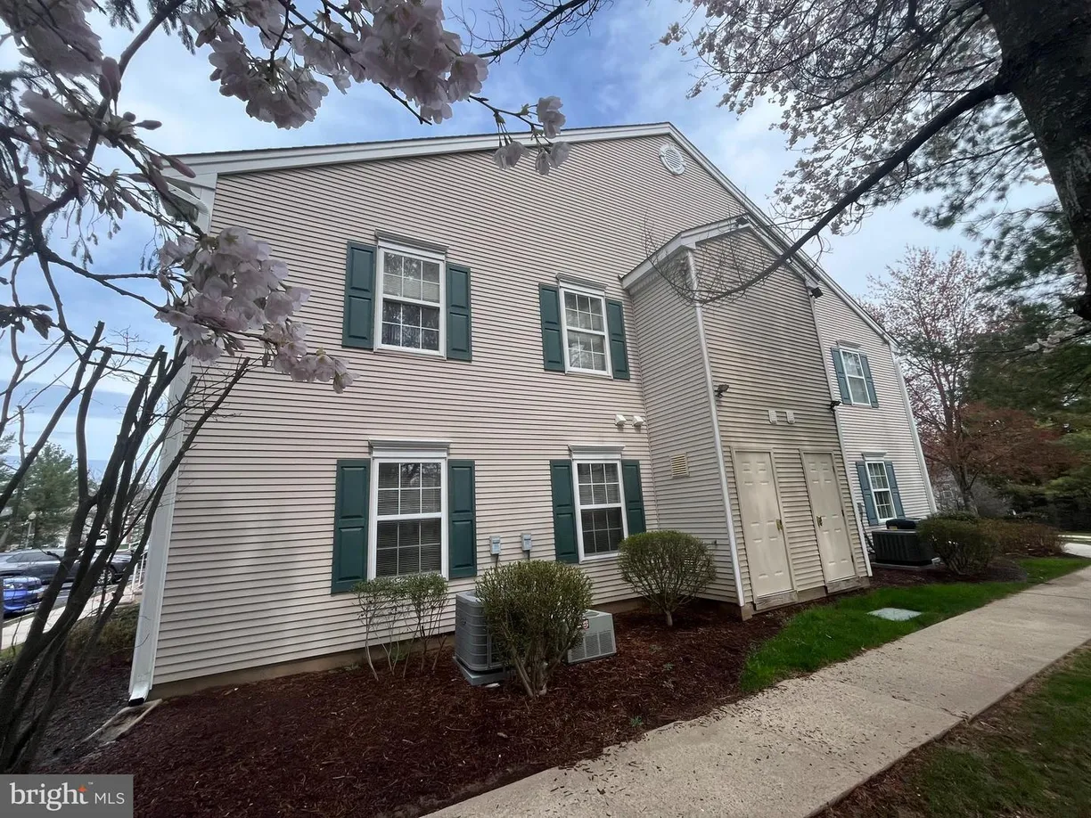 Central NJ/Bucks County, PA Real Estate | View 205 Castleton Ct | Listing