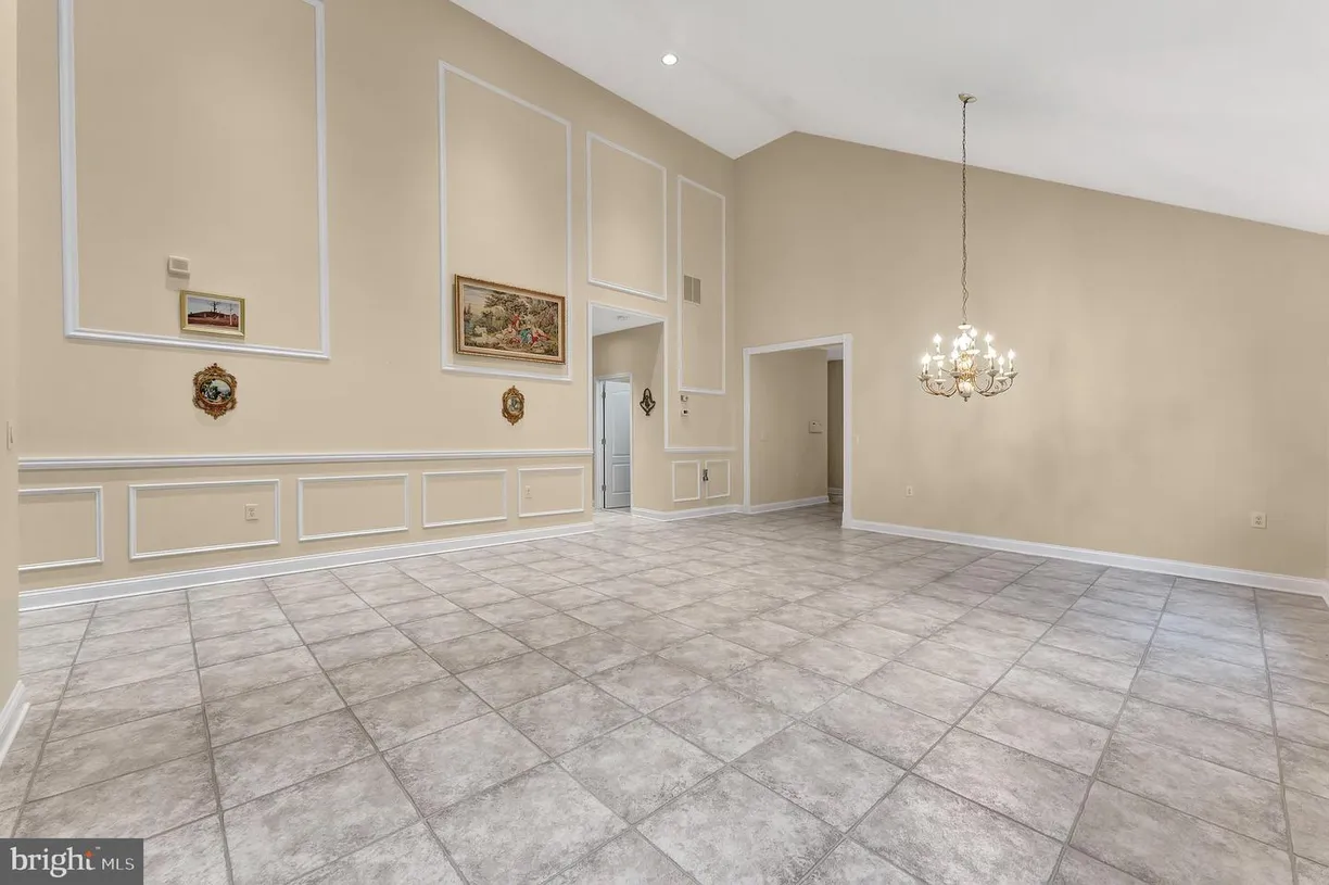Central NJ/Bucks County, PA Real Estate | View 14 Globeflower La | Listing