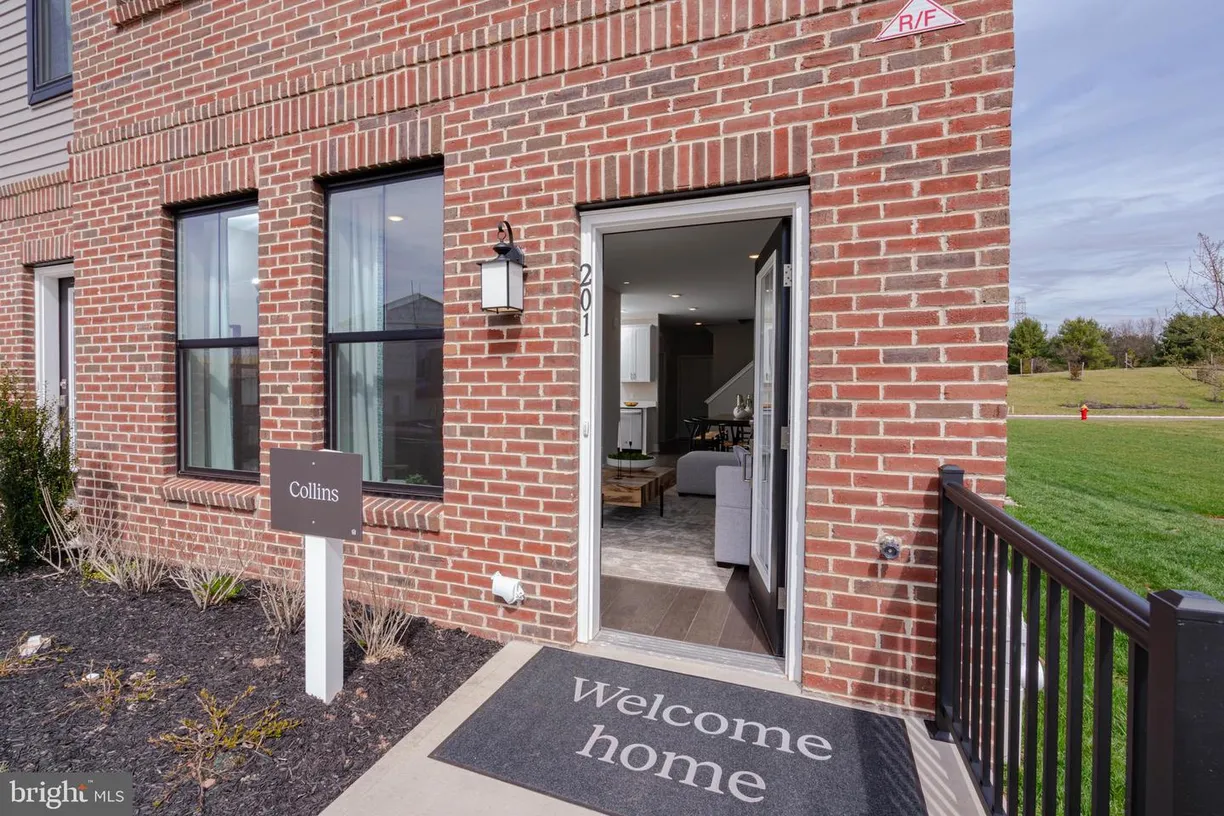 Central NJ/Bucks County, PA Real Estate | View 281 Lewis Fisher Drive | Listing
