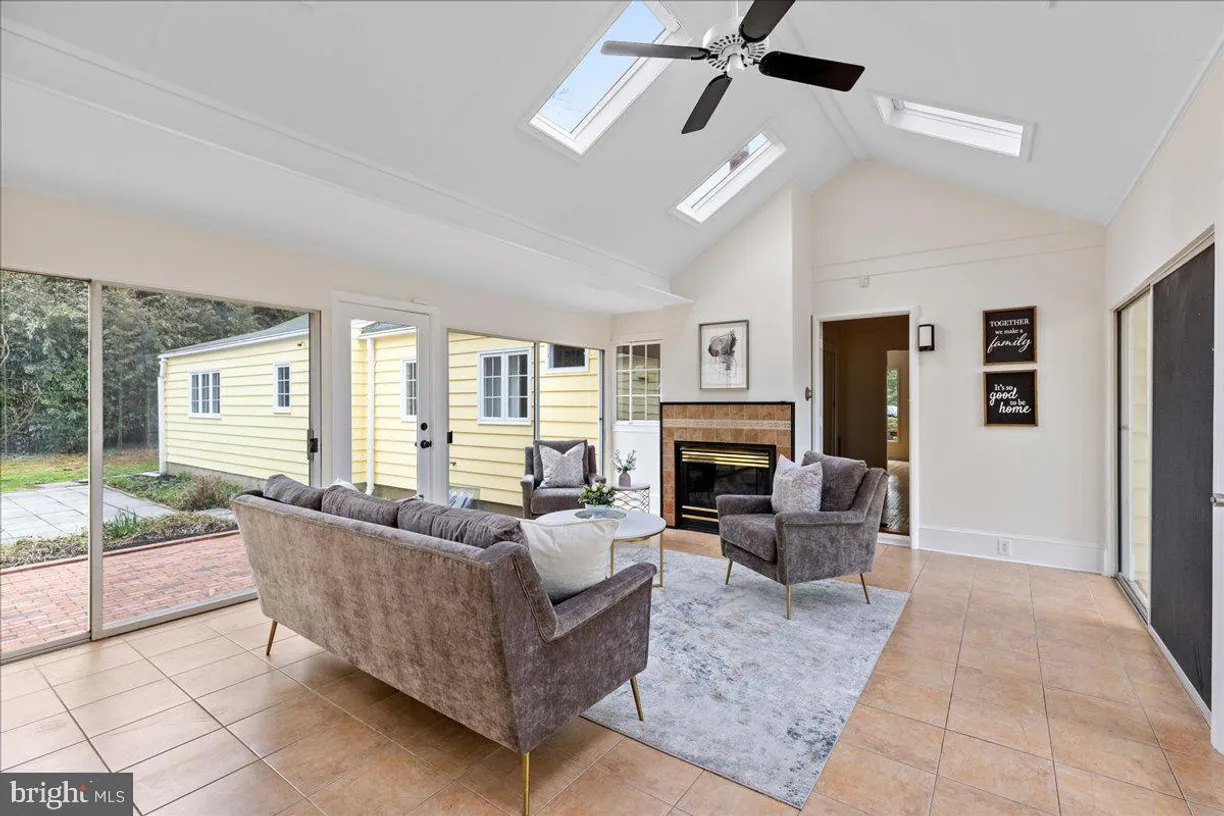 Central NJ/Bucks County, PA Real Estate | View 237 Elm Rd | Listing