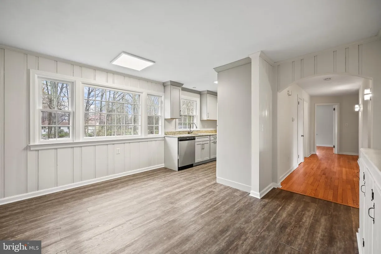 Central NJ/Bucks County, PA Real Estate | View 15 Flower Hill Ter | Listing