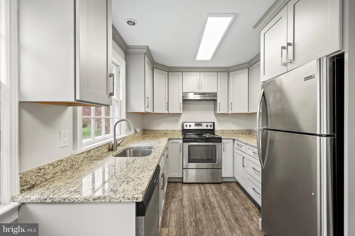 Central NJ/Bucks County, PA Real Estate | View 15 Flower Hill Ter | Listing