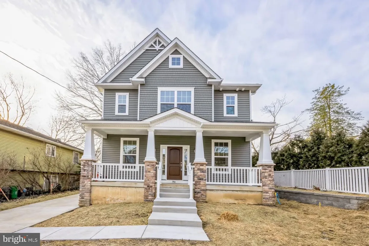 Central NJ/Bucks County, PA Real Estate | View 920-A 920-a Berkeley Ave | 4 Beds, 2 Baths