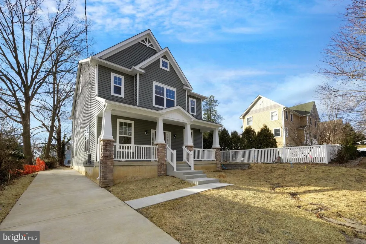 Central NJ/Bucks County, PA Real Estate | View 920-A 920-a Berkeley Ave | Listing