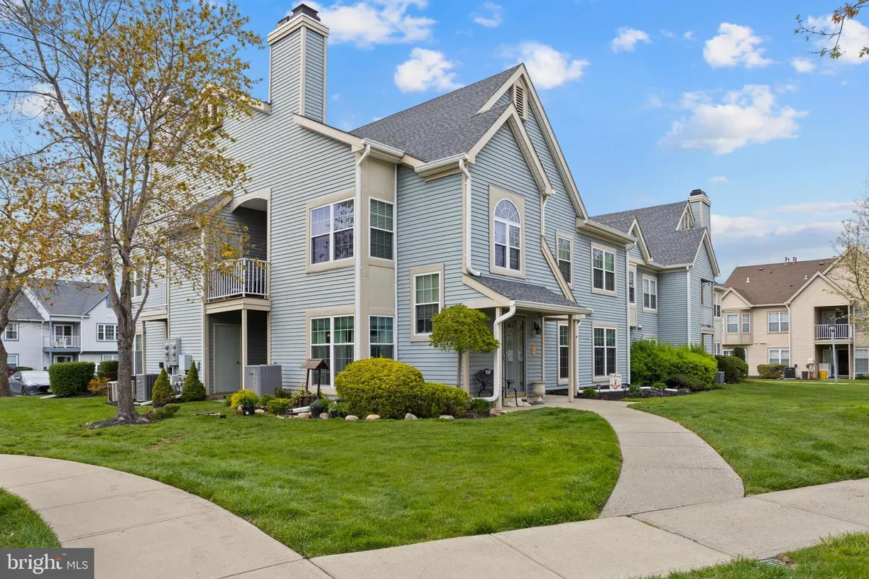 Central NJ/Bucks County, PA Real Estate | View 313 Andover Pl | 2 Beds, 1 Bath