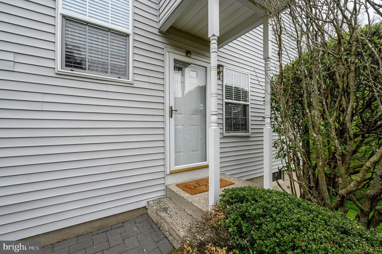 Central NJ/Bucks County, PA Real Estate | View 2 Crockett La | Listing