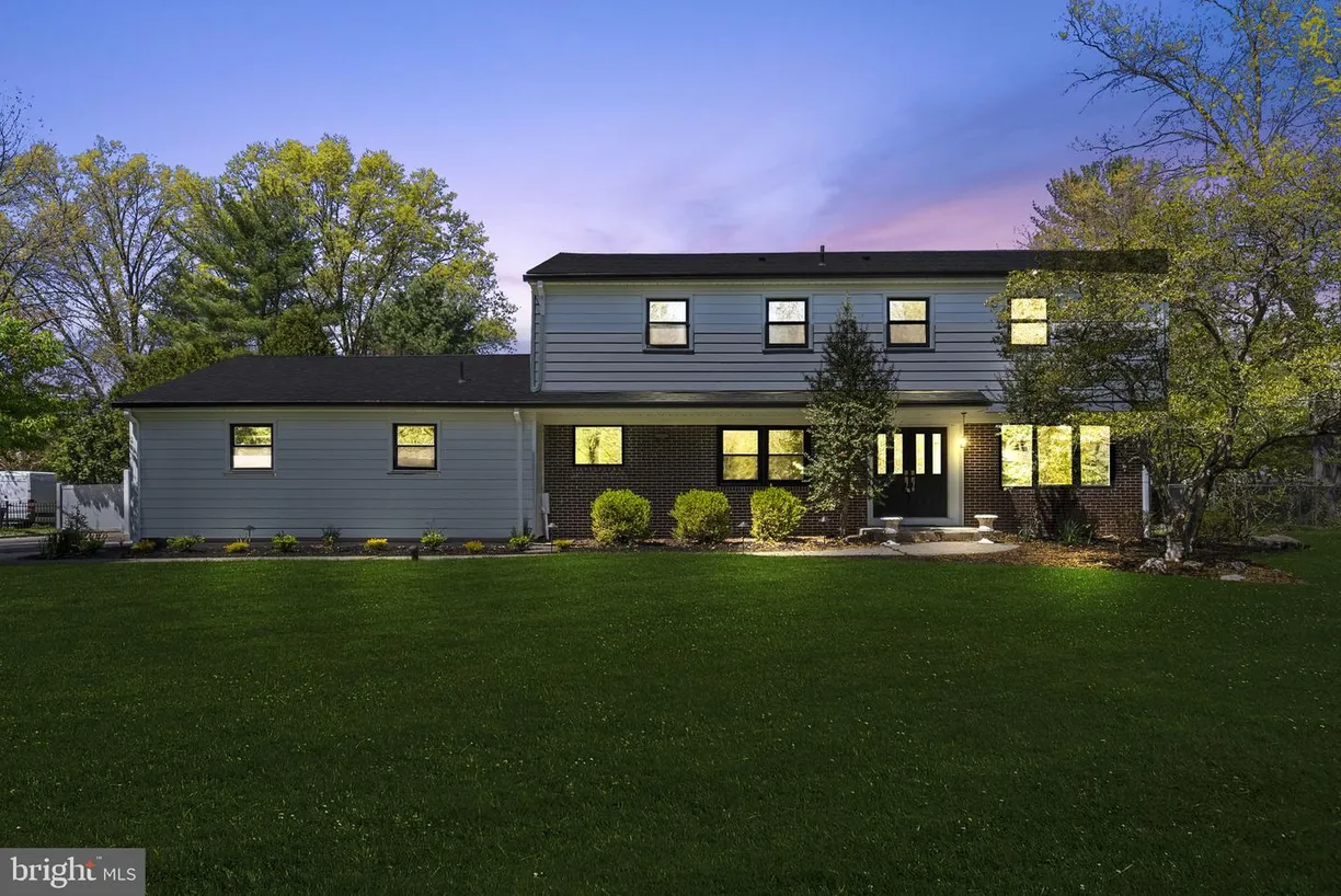 Central NJ/Bucks County, PA Real Estate | View 183 Spring Beauty Dr | 4 Beds, 2 Baths