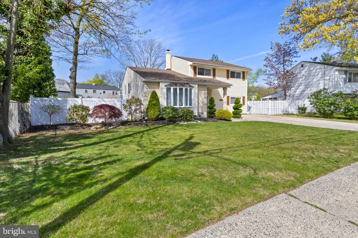 Central NJ/Bucks County, PA Real Estate | View 381 Regina Ave | Listing