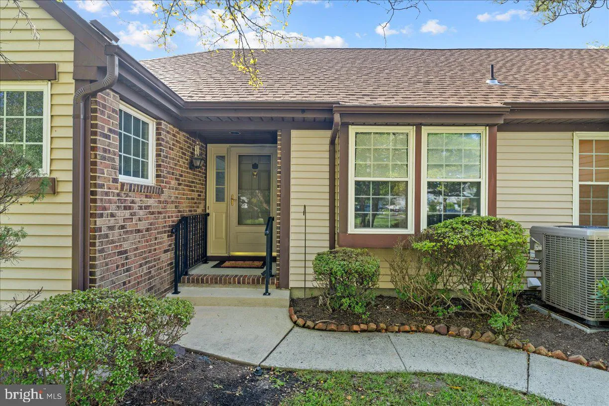 Central NJ/Bucks County, PA Real Estate | View 1 Rothwell Dr | Listing