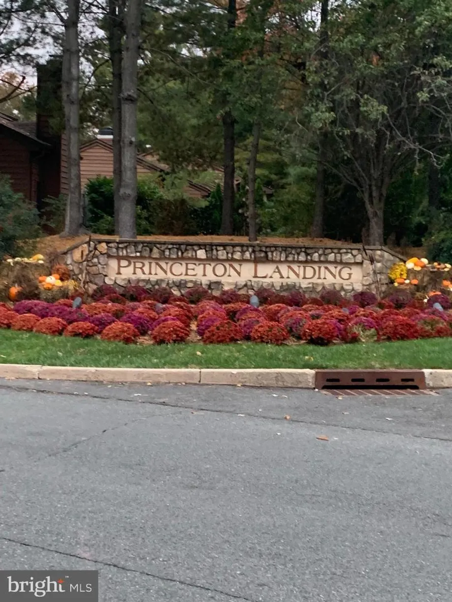 Central NJ/Bucks County, PA Real Estate | View 2216 Sayre Dr | 2 Beds