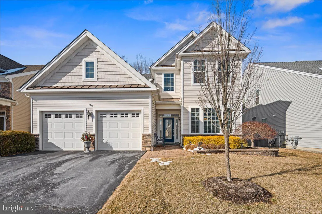 Central NJ/Bucks County, PA Real Estate | View 86 Inverness Dr | 4 Beds, 3 Baths