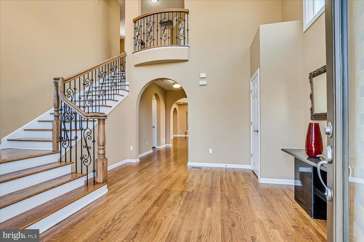 Central NJ/Bucks County, PA Real Estate | View 86 Davinci Dr | Listing