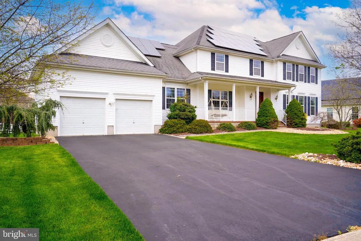 Central NJ/Bucks County, PA Real Estate | View 4 Cottonwood Ct | Listing