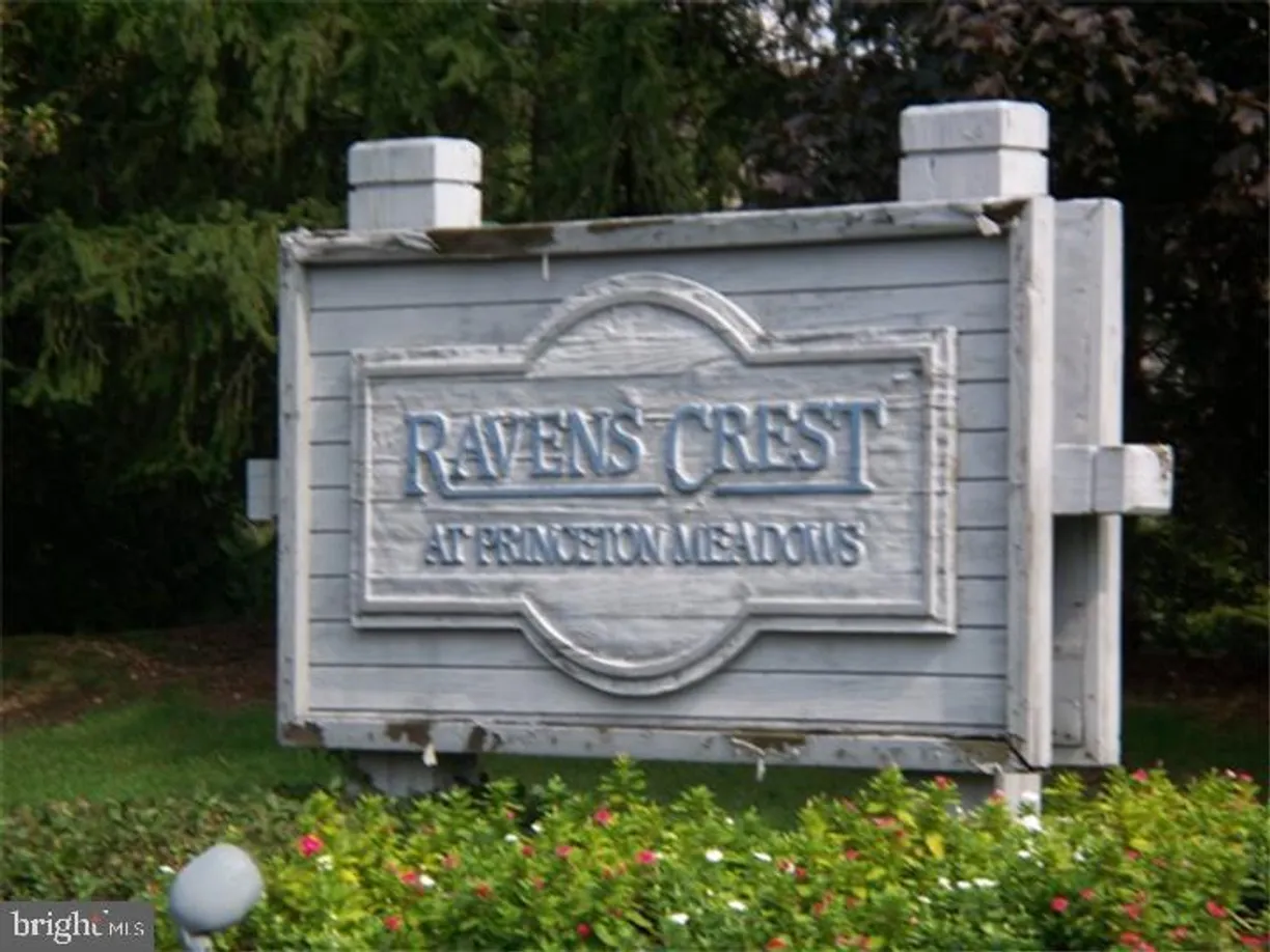 Central NJ/Bucks County, PA Real Estate | View 2112 Ravens Crest Dr | 1 Bed, 1 Bath