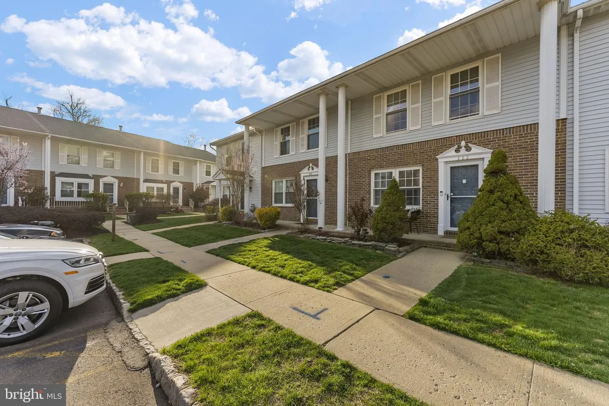 Central NJ/Bucks County, PA Real Estate | View 322 Gambocz Ct | Listing