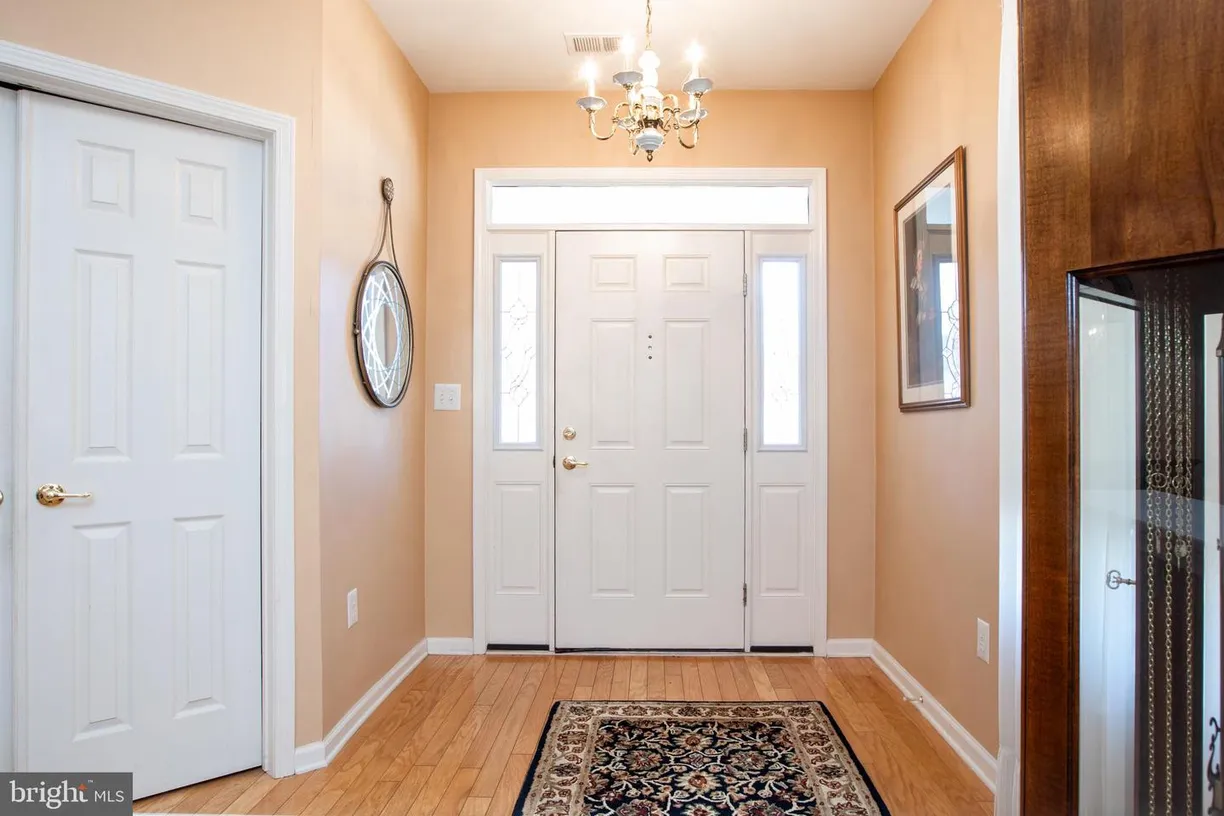 Central NJ/Bucks County, PA Real Estate | View 83 Huntington Dr | Listing