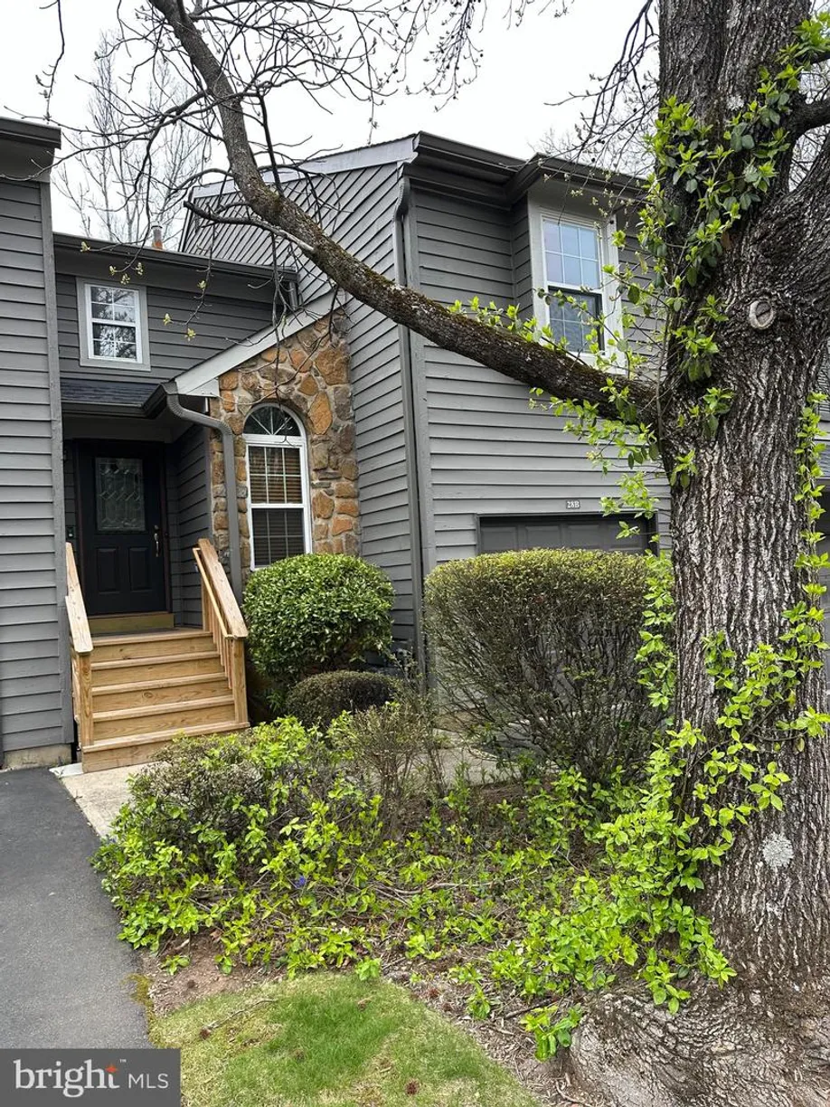 Central NJ/Bucks County, PA Real Estate | View 28 -b Chicopee Dr | Listing