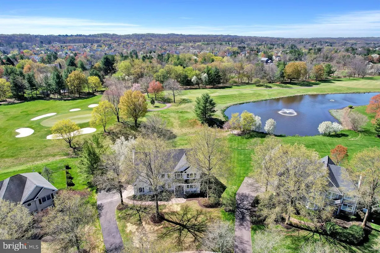 Central NJ/Bucks County, PA Real Estate | View 5 Pebble Beach Ct | 4 Beds, 3 Baths