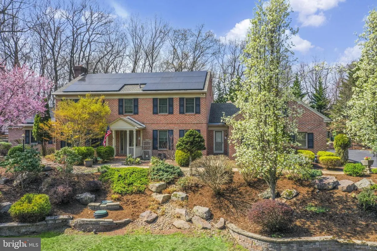 Central NJ/Bucks County, PA Real Estate | View 22 Fawn Dr | Listing